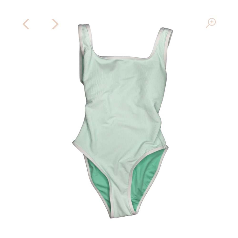 LAIN SNOW One Piece Mint